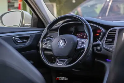 Renault Talisman 2017 - 13950 EUR, 207000 km - 207000km - foto 14 de 35