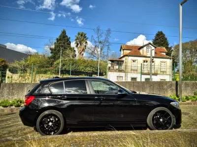BMW 116 2013 - 11000 EUR, 260000 km - AUTO.MOTO.pt - 260000km - foto 22 de 25
