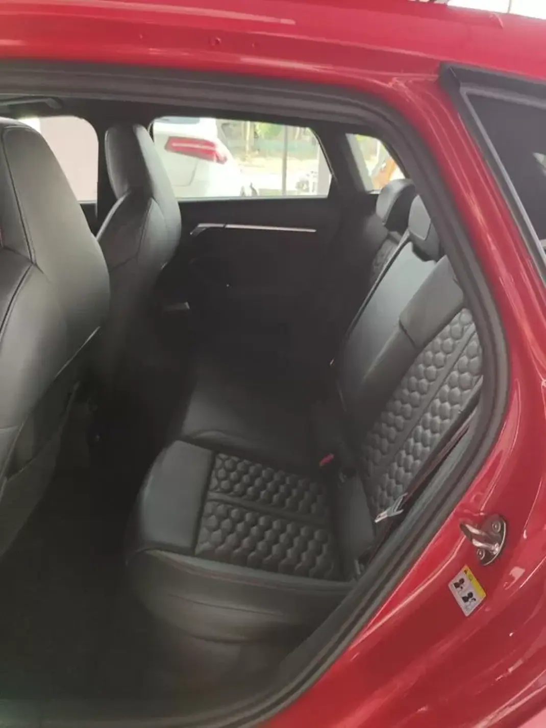 Audi RS3 Sportback 2024 - 69500 EUR, 41900 km - AUTO.MOTO.pt - 41900km - foto 14 de 48