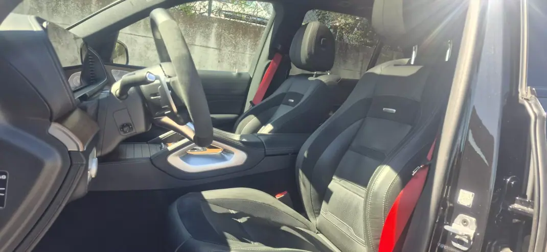 Mercedes-Benz GLE 53 AMG 2024 - 110000 EUR, 70000 km - 70000km - foto 7 de 52