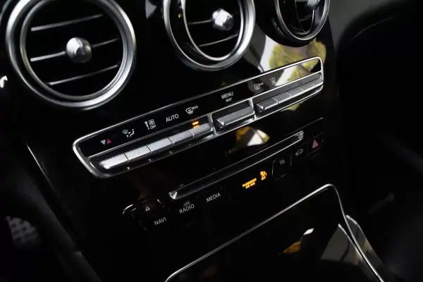 Mercedes-Benz GLC 250 2017 - 37900 EUR, 200857 km - 200857km - foto 25 de 42