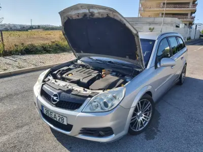 Opel Vectra Caravan 2007 - 2950 EUR, 221508 km - AUTO.MOTO.pt - 221508km - foto 11 de 14