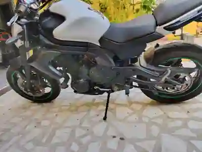 Kawasaki ER-6n 2015 - 3400 EUR, 27500 km - foto 3 de 8