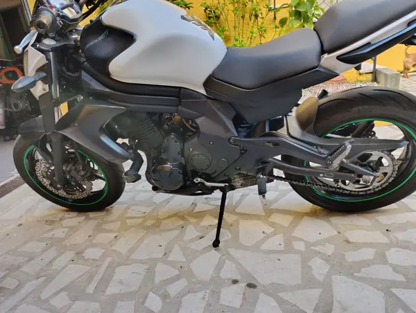 Kawasaki ER-6n N 2015 Petrol