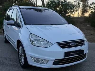 Ford Galaxy 2013 - 12699 EUR, 160000 km - AUTO.MOTO.pt - 160000km - foto 3 de 9