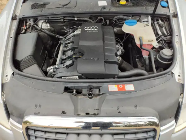 Audi A6 2010 - 10700 EUR, 220000 km - AUTO.MOTO.pt - 220000km - foto 12 de 29