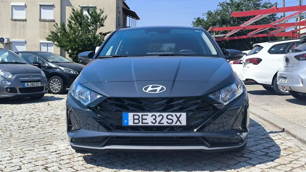 Hyundai i20 2023 - 15950 EUR, 65241 km - AUTO.MOTO.pt - 65241km - foto 2 de 9