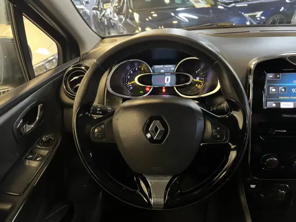 Renault Clio 2013 - 7990 EUR, 160000 km - 160000km - foto 29 de 38