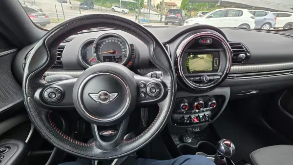 MINI Clubman 2016 - 15990 EUR, 186000 km - AUTO.MOTO.pt - 186000km - foto 16 de 29