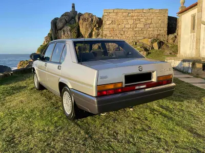 Alfa Romeo 90 1988 - 18900 EUR, 27700 km - AUTO.MOTO.pt - 27700km - foto 54 de 60