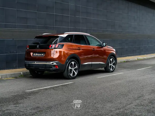 Peugeot 3008 2018 - 15490 EUR, 154712 km - AUTO.MOTO.pt - 154712km - foto 28 de 48