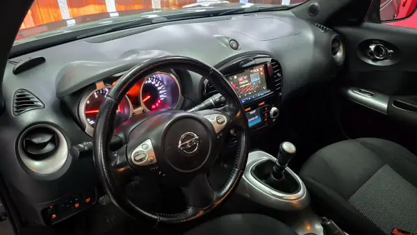 Nissan Juke 2017 - 14250 EUR, 125835 km - AUTO.MOTO.pt - 125835km - foto 17 de 44