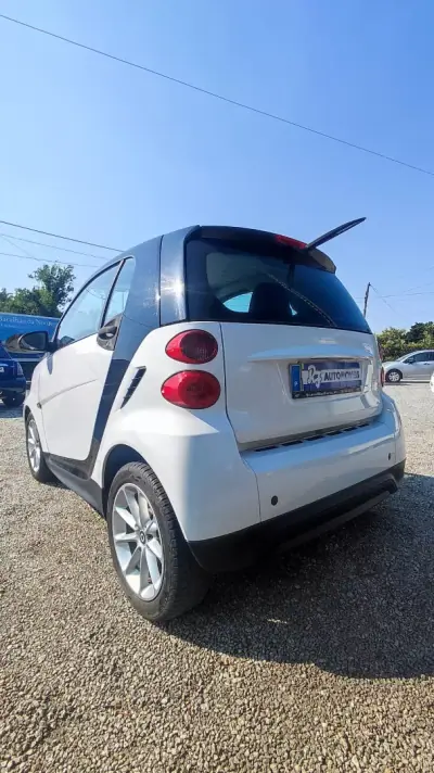 Smart Fortwo Cabrio 2013 - 8279 EUR, 110056 km - AUTO.MOTO.pt - 110056km - foto 19 de 19