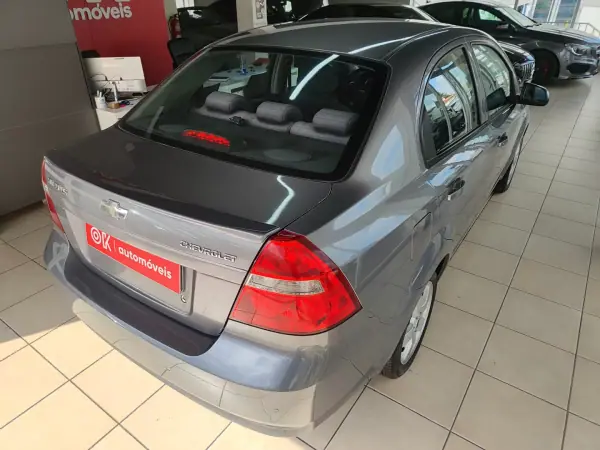 Chevrolet Aveo 2007 - 3250 EUR, 172000 km - AUTO.MOTO.pt - 172000km - foto 12 de 36