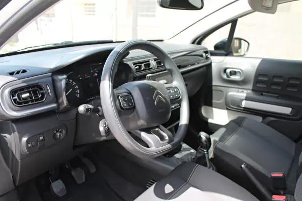 Citroën C3 2019 - 13900 EUR, 72092 km - AUTO.MOTO.pt - 72092km - foto 11 de 21