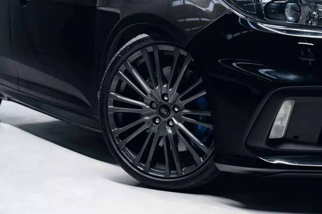 Ford Focus 2016 - 42950 EUR, 61000 km - AUTO.MOTO.pt - 61000km - foto 4 de 49