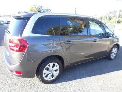 Citroën C4 Spacetourer 2019 — foto 4 de 14
