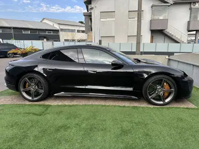 Porsche Taycan 2021 - 99900 EUR, 66000 km - AUTO.MOTO.pt - 66000km - foto 16 de 71