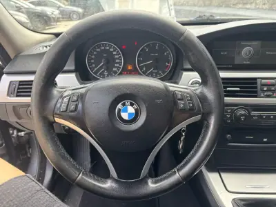 BMW 320 2005 - 7500 EUR, 223201 km - AUTO.MOTO.pt - 223201km - foto 11 de 21