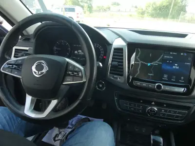 SsangYong Musso 2018 - 27500 EUR, 132000 km - AUTO.MOTO.pt - 132000km - foto 39 de 50