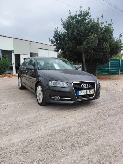 Audi A3 Sportback 2011 - 9900 EUR, 202000 km - foto 2 de 9