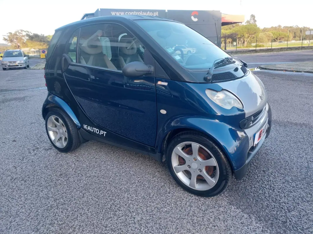 Smart Fortwo Cabrio 2006 - 3890 EUR, 292779 km - AUTO.MOTO.pt - 292779km - foto 9 de 19