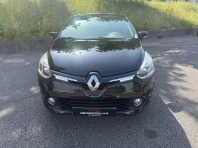 Renault Clio 2014 - 7650 EUR, 170000 km - AUTO.MOTO.pt - 170000km - foto 2 de 24