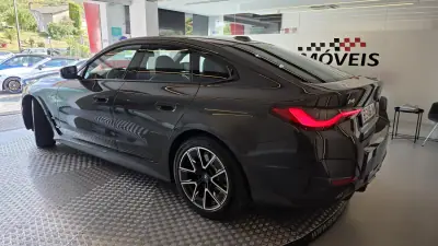 BMW i4 2023 - 41900 EUR, 60120 km - AUTO.MOTO.pt - 60120km - foto 21 de 58