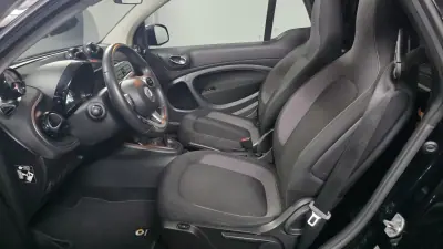Smart Fortwo Cabrio 2021 - 14990 EUR, 68000 km - 68000km - foto 5 de 27