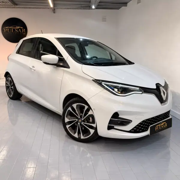 Renault Zoe (c/ Bateria) Intens 2020 Elétrico — 127 478 km Renault Zoe (c/ Bateria) Intens 2020 Elétrico
