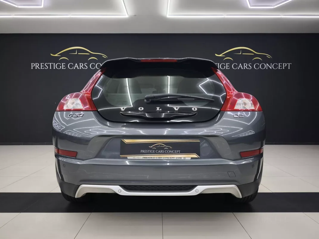 Volvo C30 2012 - 10950 EUR, 265888 km - AUTO.MOTO.pt - 265888km - foto 15 de 35