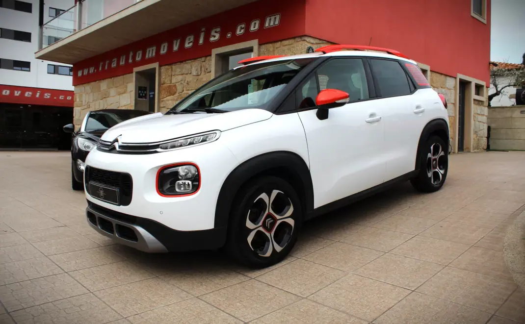 Citroën C3 Aircross 2018 - 12990 EUR, 97500 km - AUTO.MOTO.pt - 97500km - foto 1 de 36