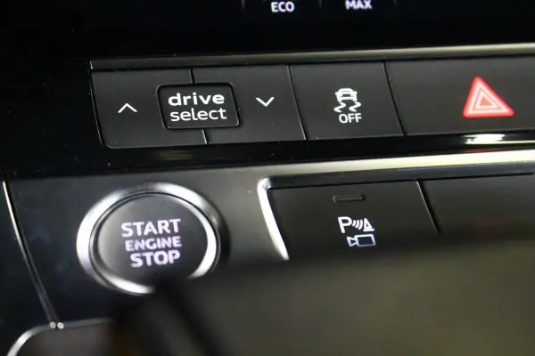 Audi A6 Avant 2020 - 27400 EUR, 167000 km - AUTO.MOTO.pt - 167000km - foto 29 de 38
