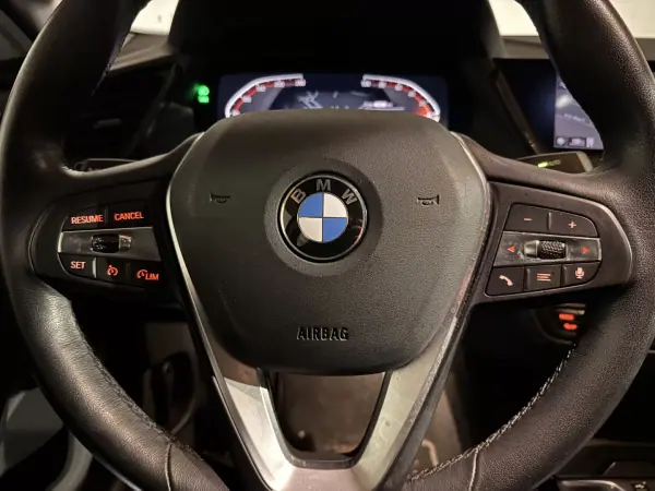 BMW 216 Gran Coupé 2023 - 27900 EUR, 40598 km - AUTO.MOTO.pt - 40598km - foto 12 de 24