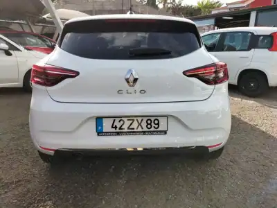 Renault Clio 2020 - 16250 EUR, 96000 km - AUTO.MOTO.pt - 96000km - foto 5 de 12
