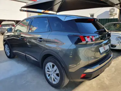 Peugeot 3008 2019 - 17 EUR, 80000 km - AUTO.MOTO.pt - 80000km - foto 5 de 26