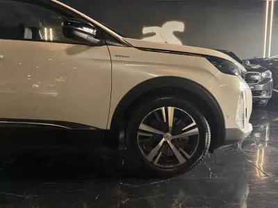 Peugeot 3008 2021 - 22990 EUR, 64900 km - AUTO.MOTO.pt - 64900km - foto 4 de 31