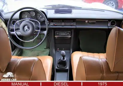 Mercedes-Benz 220 1975 - 12500 EUR, 31373 km - AUTO.MOTO.pt - 31373km - foto 11 de 20