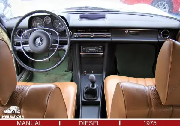Mercedes-Benz 220 1975 - 12500 EUR, 31373 km - AUTO.MOTO.pt - 31373km - foto 11 de 20