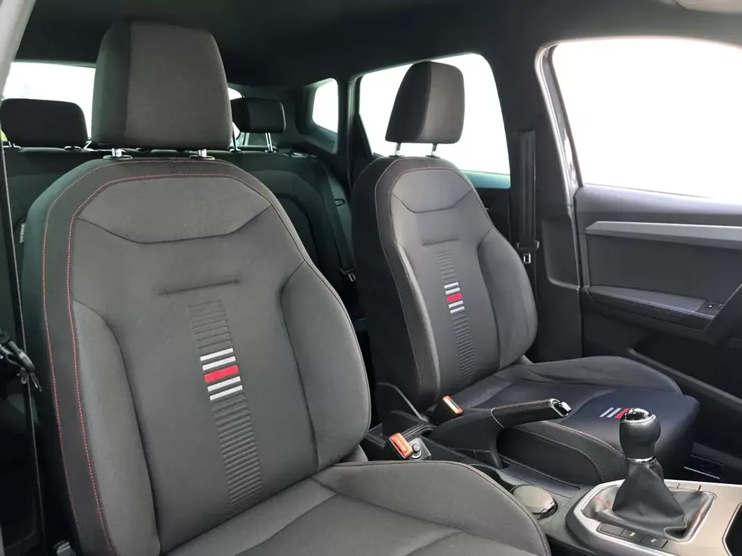 SEAT Arona 2020 - 14500 EUR, 61900 km - AUTO.MOTO.pt - 61900km - foto 32 de 42