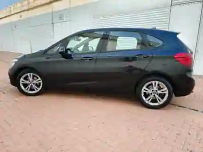 BMW 218 Active Tourer 2014 - 13990 EUR, 243000 km - AUTO.MOTO.pt - 243000km - foto 7 de 14