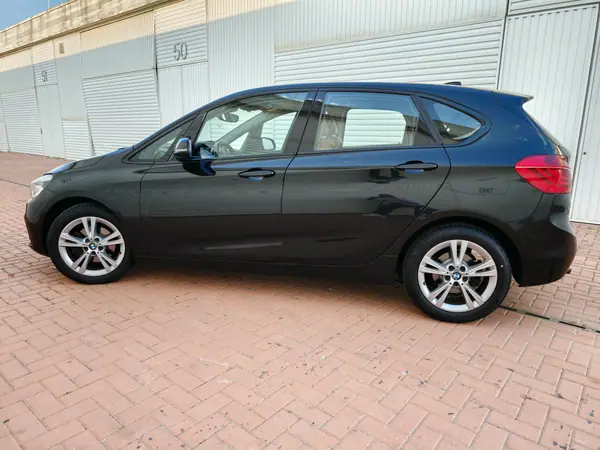 BMW 218 Active Tourer 2014 - 13990 EUR, 243000 km - AUTO.MOTO.pt - 243000km - foto 7 de 14