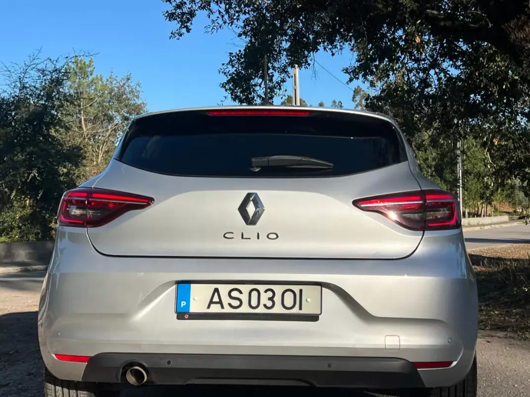 Renault Clio 2022 - 15750 EUR, 120180 km - 120180km - foto 6 de 46
