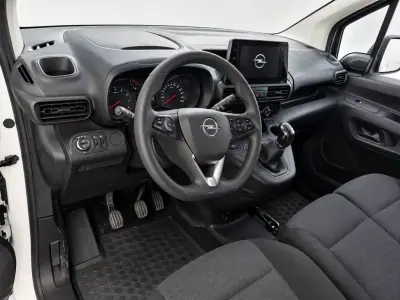 Opel COMBO 2021 - 9146 EUR, 120000 km - foto 5 de 7