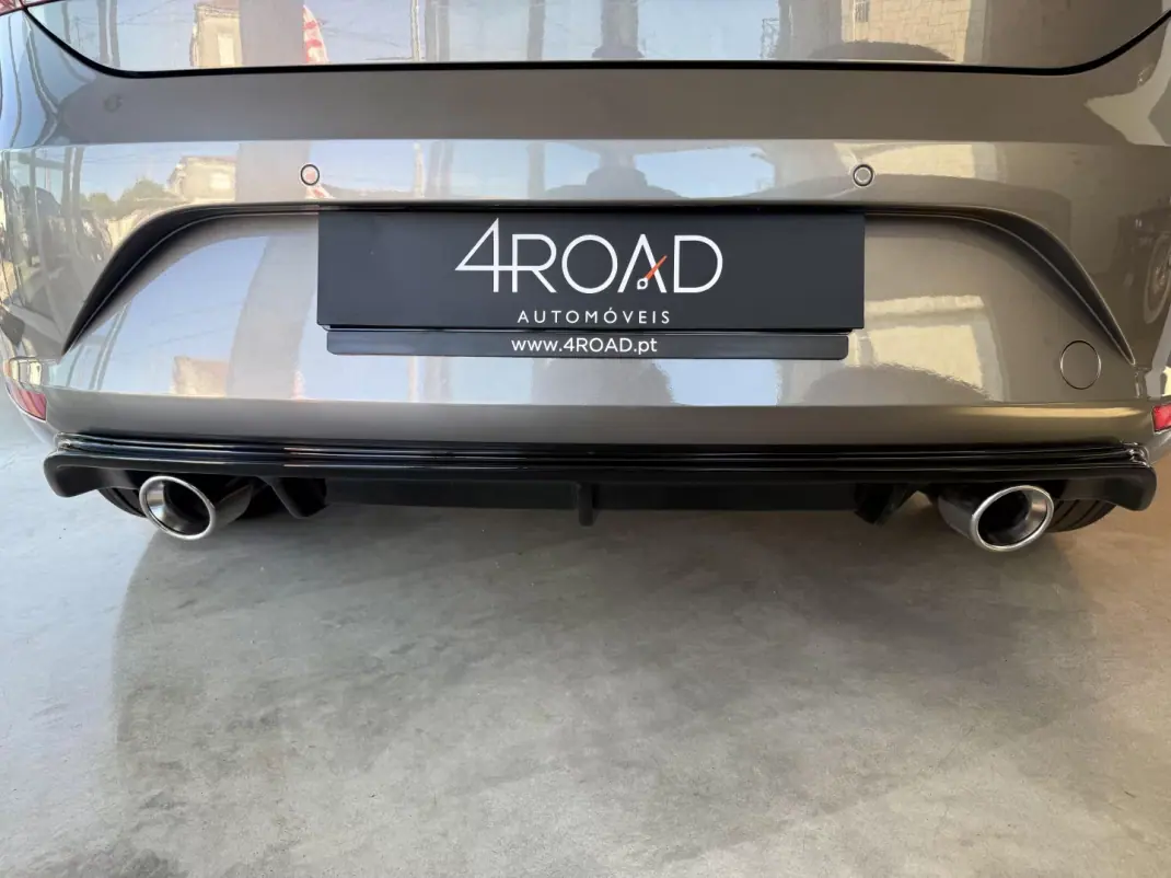 SEAT Leon 2015 - 14000 EUR, 181000 km - AUTO.MOTO.pt - 181000km - foto 41 de 92