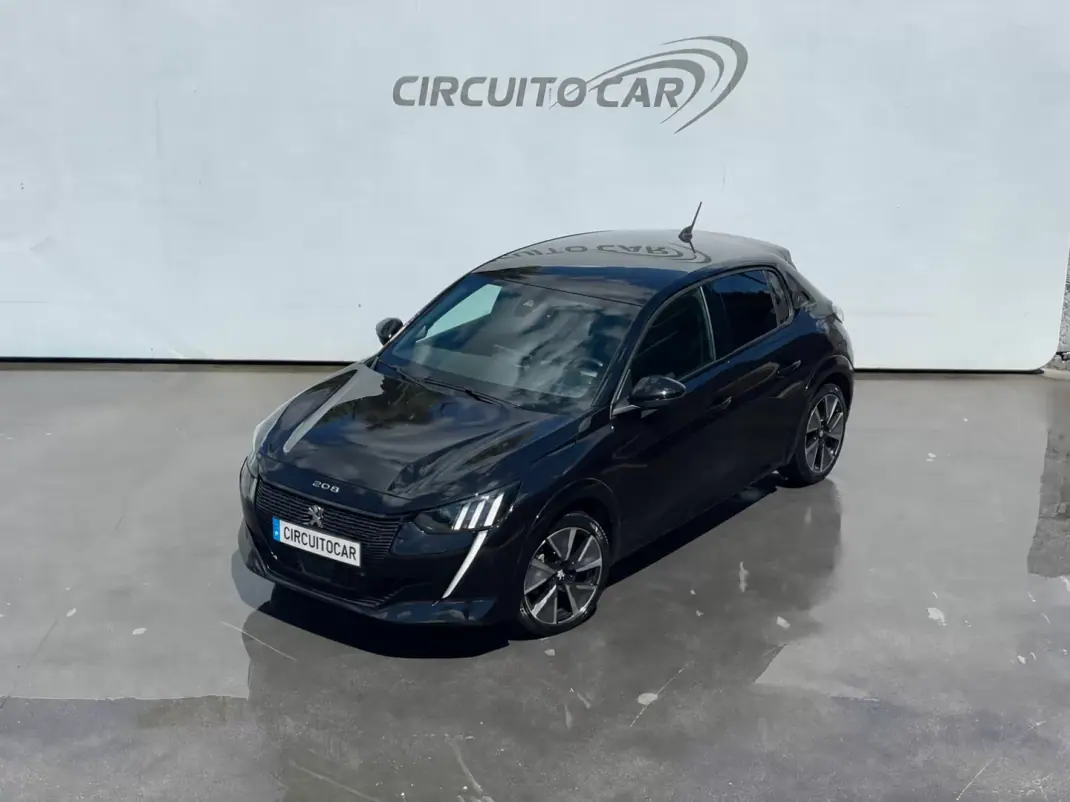 Peugeot e-208 2021 - 19500 EUR, 61950 km - 61950km - foto 11 de 37
