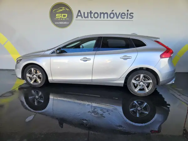 Volvo V40 2014 — foto 2 de 7