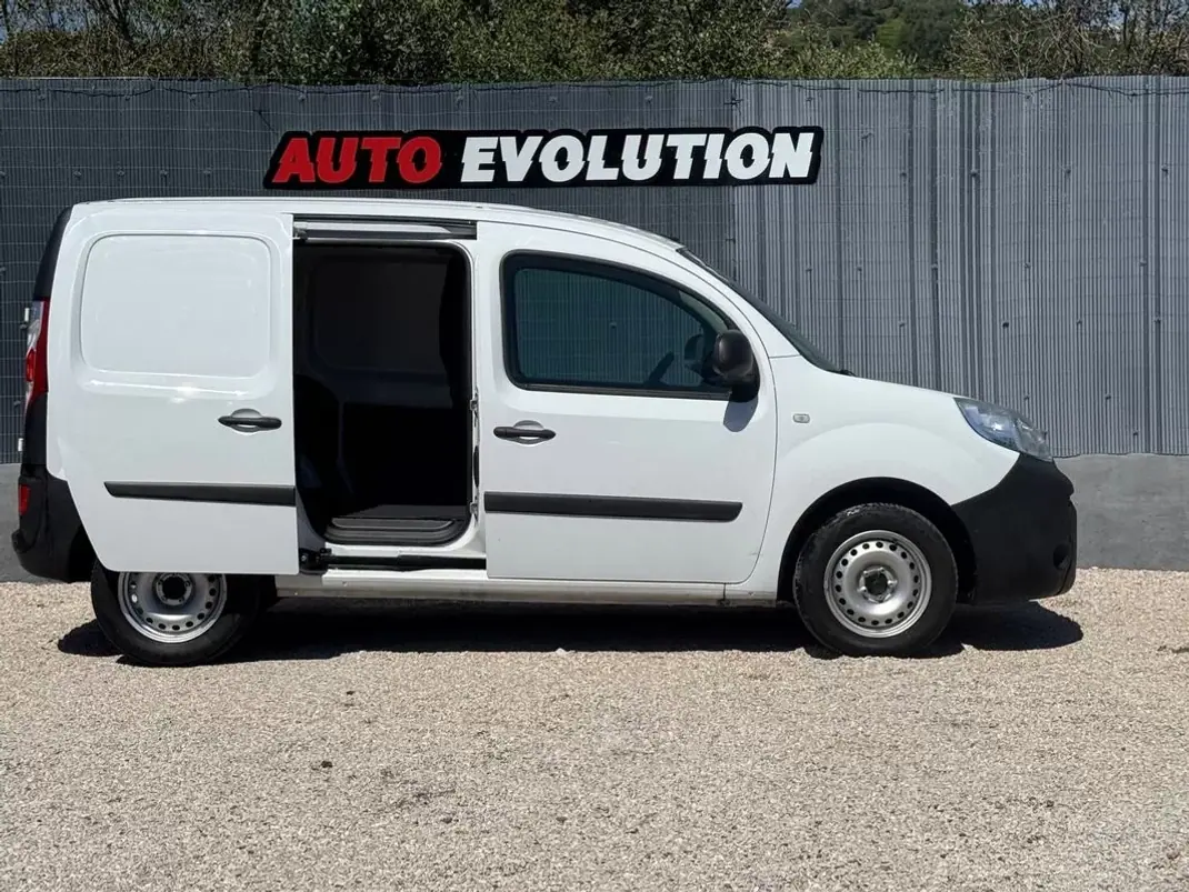 Renault KANGOO 1.5DCI 3L C/IVA 2019 - 9990 EUR, 175000 km - AUTO.MOTO.pt - 175000km - foto 2 de 17