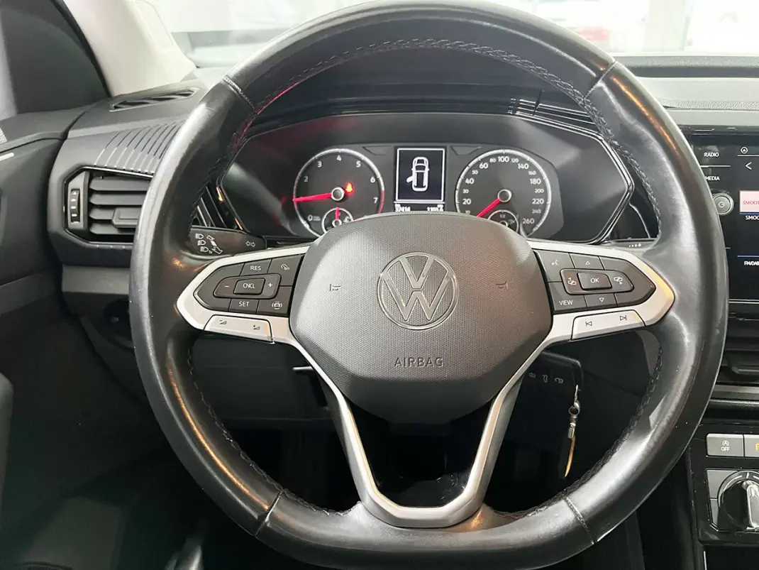 Volkswagen T-Cross 2021 - 17800 EUR, 37392 km - AUTO.MOTO.pt - 37392km - foto 8 de 21