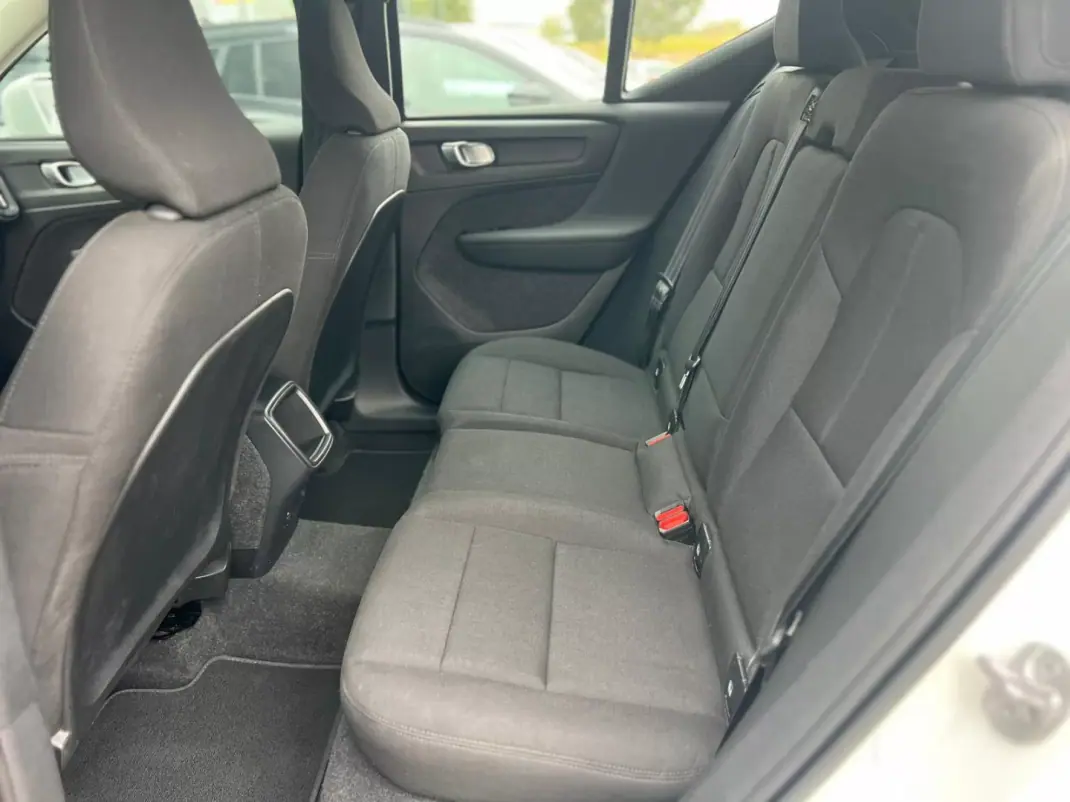 Volvo XC 40 2022 - 26000 EUR, 58043 km - 58043km - foto 11 de 15